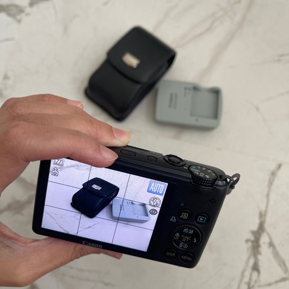 Canon PowerShot S95 Digital Camera Vintage Black ~Mint Condition~ - Picture 12 of 12